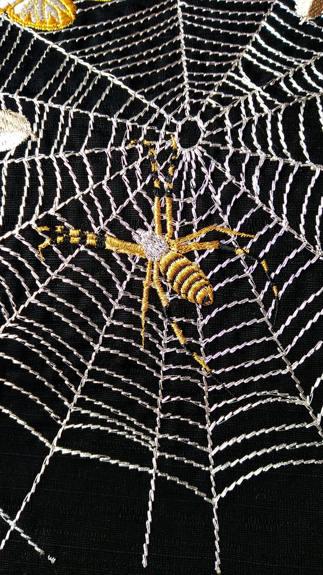 正絹 半幅帯 蜘蛛の巣 かたつむり 黒 刺しゅう - 着物
