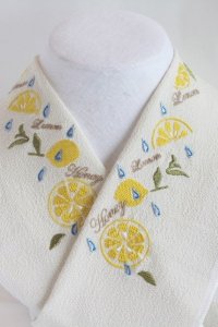 はちみつレモンの刺繍半襟