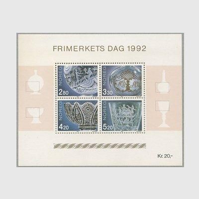 ノルウェーの記念切手　シート ノルウェー 1992年ガラス製品 小型シート - 日本切手・外国切手