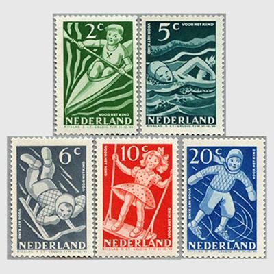 オランダ 1948年子供の遊び5種 - 日本切手・外国切手の販売・趣味の