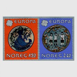 全国通販OK (おまとめ済み)外国切手　ノルウェー　鳩　1種15枚 各種パーツ