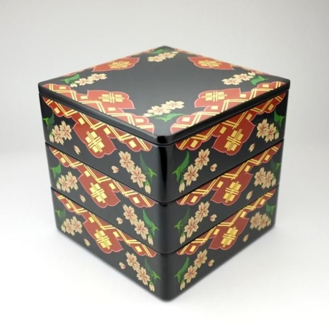 秀衡塗 ☆美品☆3段重箱と皿5枚と盆のセット 秀衡塗 ☆美品☆3段重箱と皿5枚と盆の