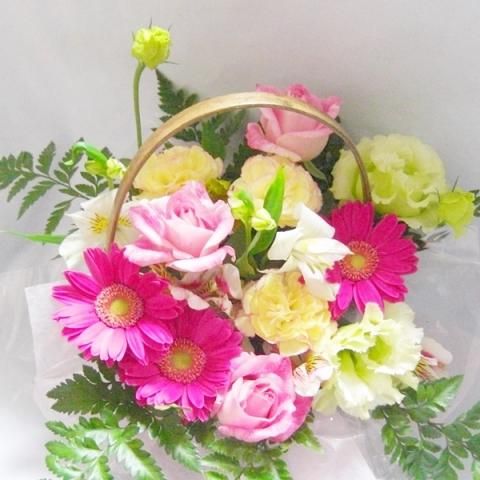 生花アレンジピンク系 プリザーブドフラワーと誕生日プレゼントに花束 アレンジ ウェディングブーケ ギフト通販の 花with Heart 生花アレンジピンク系 プリザーブドフラワーと誕生日プレゼントに花束 アレンジ ウェディングブーケ ギフト通販の 花with Heart