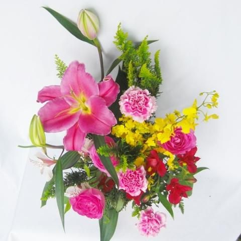 季節の花アレンジ プリザーブドフラワーと誕生日プレゼントに花束 アレンジ ウェディングブーケ ギフト通販の 花with Heart 季節の花アレンジ プリザーブドフラワーと誕生日プレゼントに花束 アレンジ ウェディングブーケ ギフト通販の 花with Heart
