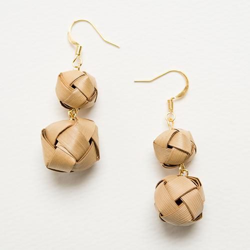 Lani Couture initial ピアス　ラニクチュール　ゴールド Lani Couture initial ピアス ラニクチュール ゴールド