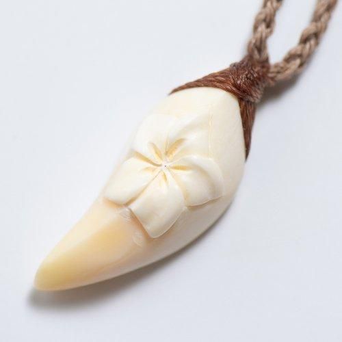 Kai@マンモス牙・鯨歯・アバロン貝のボーンカービングネックレス／フック Kai@マンモス牙・鯨歯・アバロン貝のボーンカービングネックレス