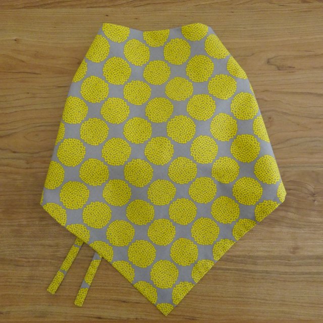 三角巾 大人用 黄色 小花柄 花柄 リボンタイプ 手作り 着せ替え人形 布雑貨 ミックスジャム