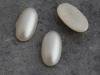 vintage ivory rice pearl cabochon 8/lot
