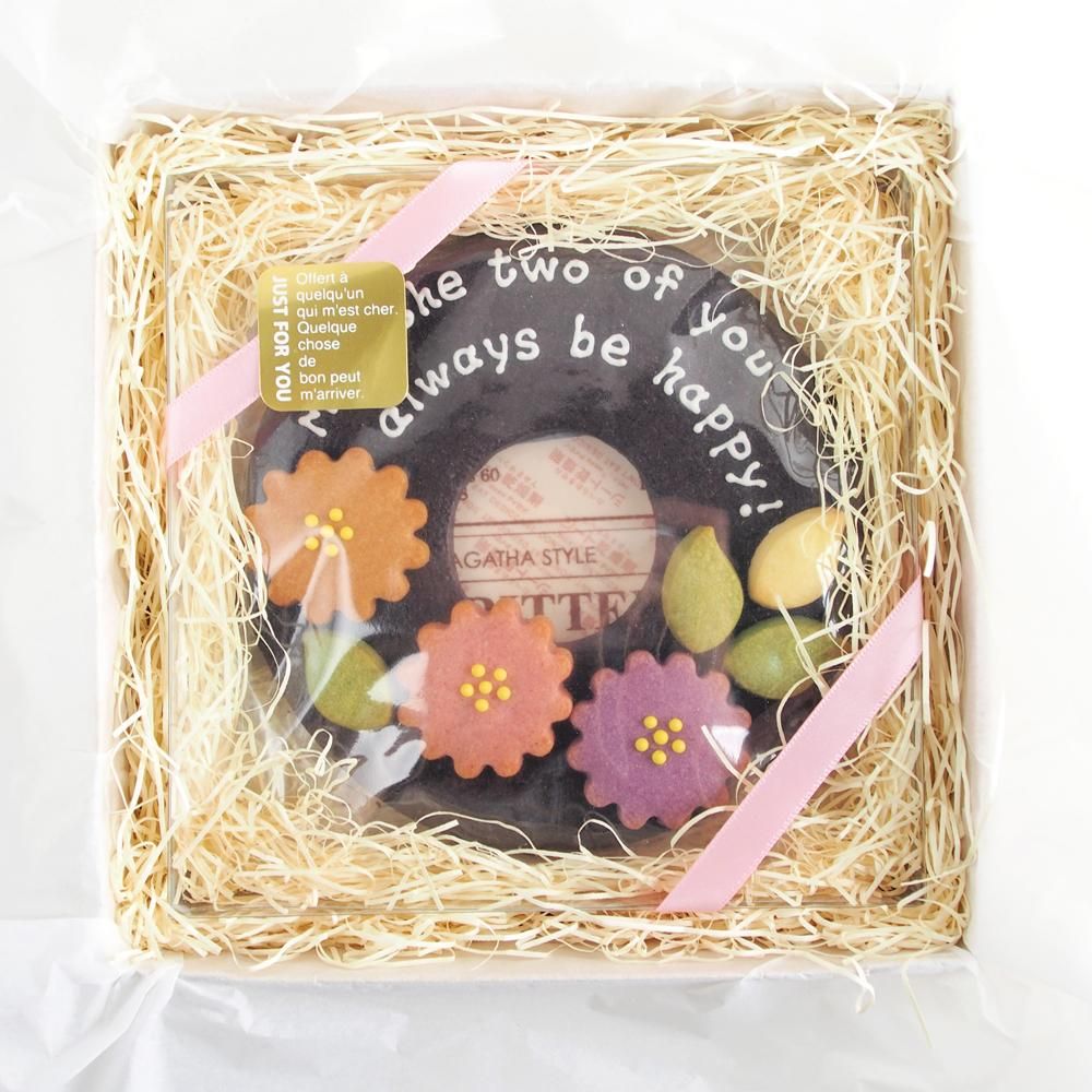 フラワーリース♡アンティーク調ショコラ色のいちごリース♡イースターリース いちごのリース - honeygarden