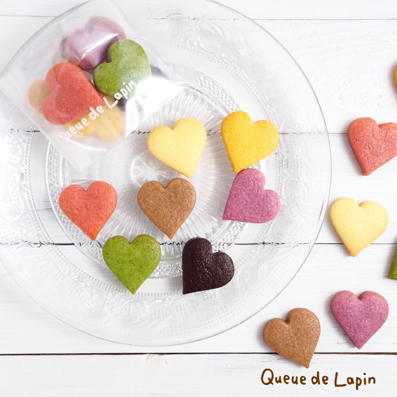 小さなハートのカラフルクッキー メッセージクッキーと季節の焼き菓子 Queue De Lapin クー ド ラパン
