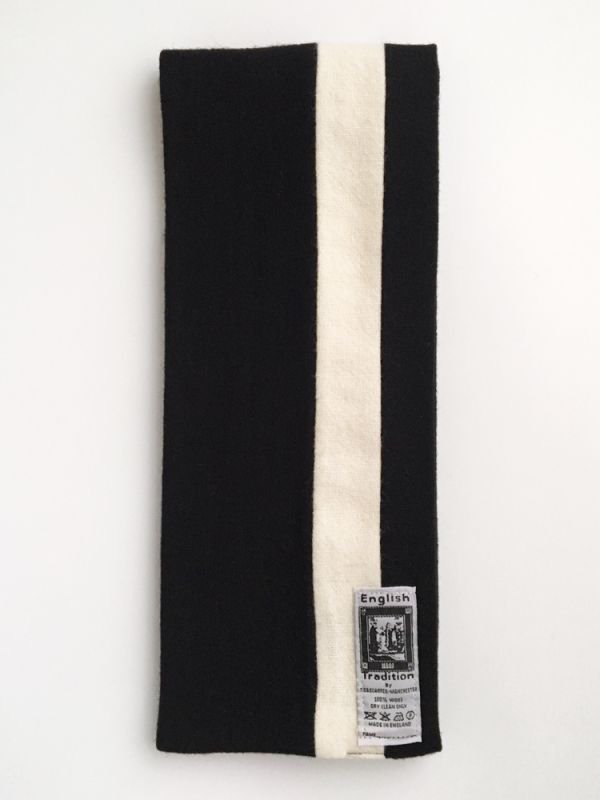 ENGLISH TRADITION SCHOOL MUFFLER BLACK×WHITE