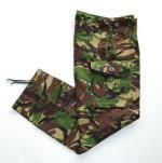 <img class='new_mark_img1' src='https://img.shop-pro.jp/img/new/icons8.gif' style='border:none;display:inline;margin:0px;padding:0px;width:auto;' />DEADSTOCKۡBRITISH ARMYLIGHT WEIGHT CARGO PANTSDPM CAMO