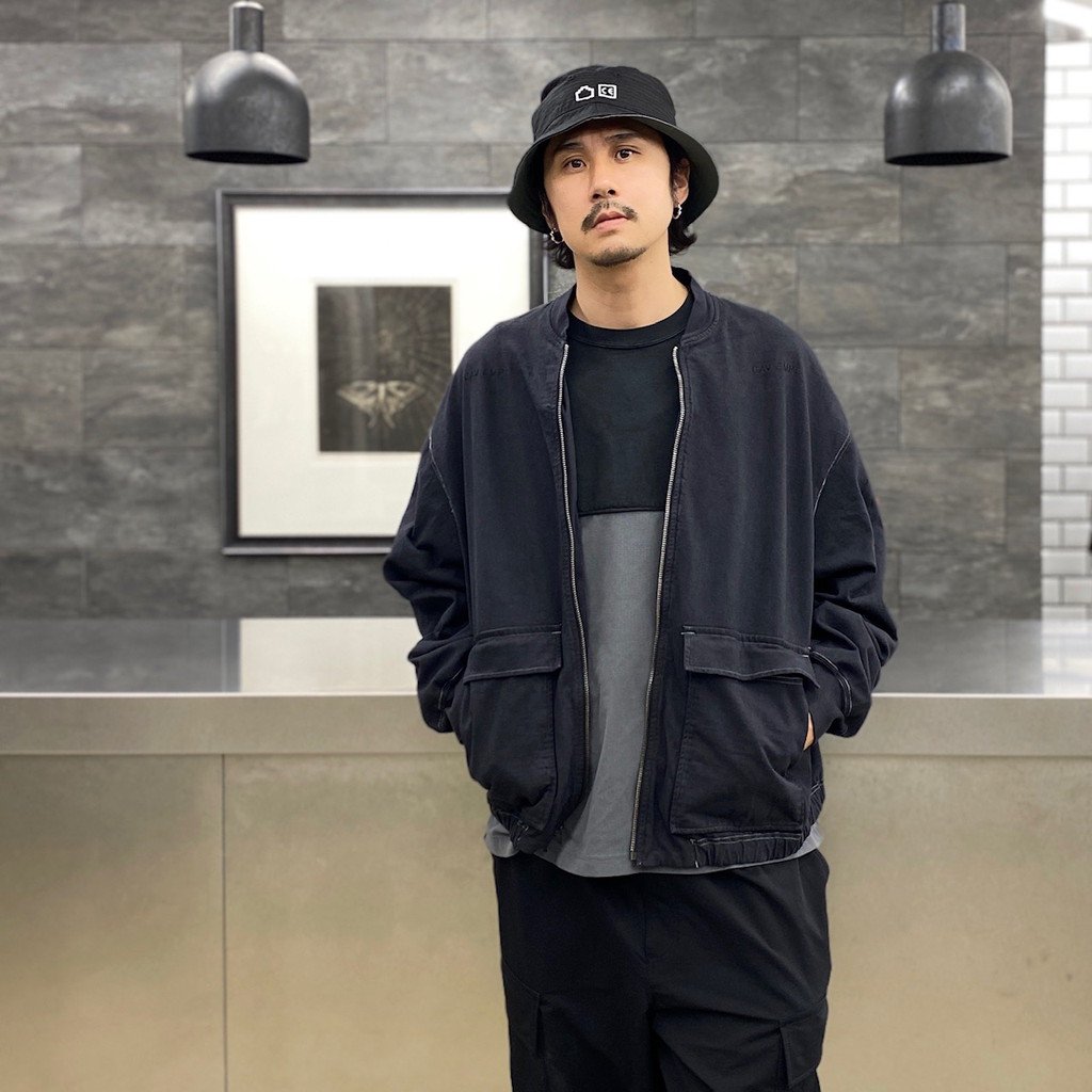 当店在庫してます！ C.E OVERDYE PQ LIGHT HOODY #BLACK azuraftu.mg