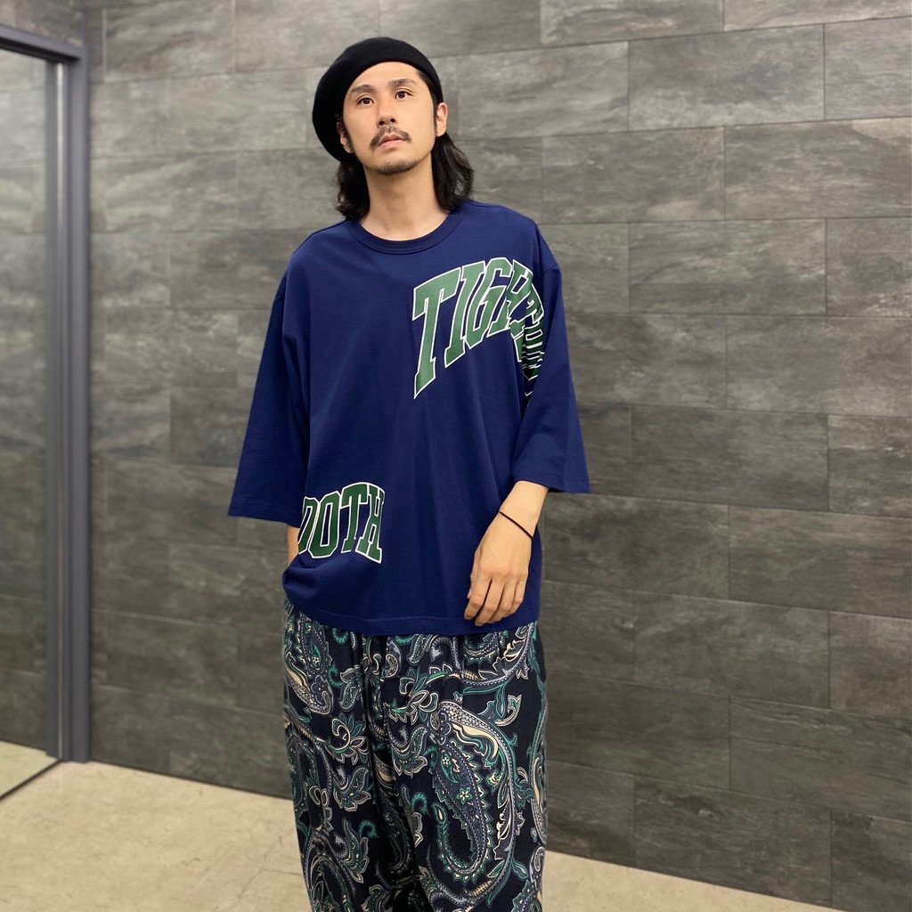 超目玉12月 tightbooth PAISLEY BAGGY SLACKS BK タグ有り