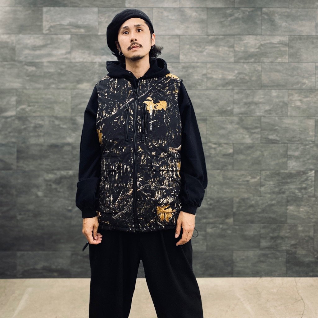 アウター / BULLET CAMO REVERSIBLE VEST MULTI