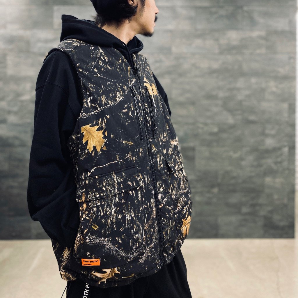 TIGHTBOOTH BULLET CAMO REVERSIBLE VEST M - アウター