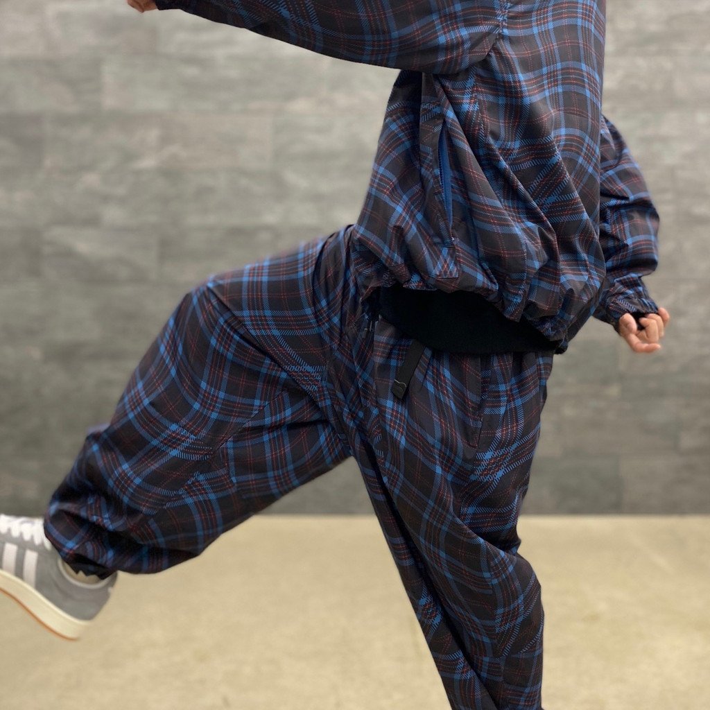 パンツ / WAVY PLAID BALLOON PANTS NAVY