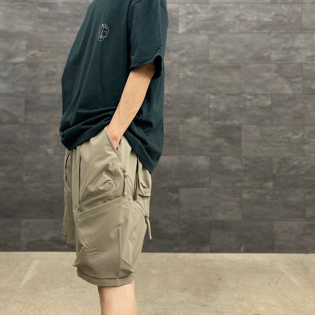 パンツ / MWS-01 「hydrodynamics」 Utility Zip-Shorts OCHRE