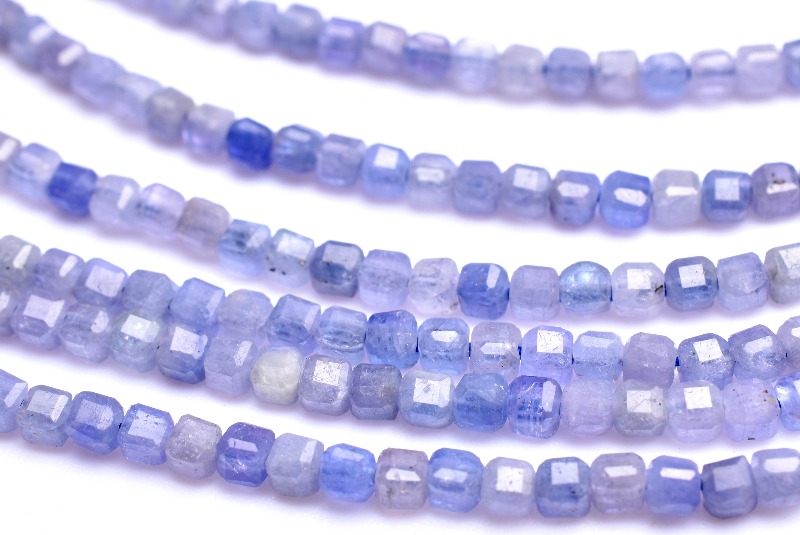 タンザナイト 丸玉×キューブカット ブレスレット Tanzanite