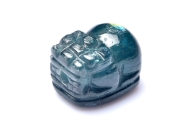 【１点物】AAAA☆天然色 ブルーグリーンカイヤナイト　11x8mm　貔貅彫刻(貫通穴) ビーズ _PA7065