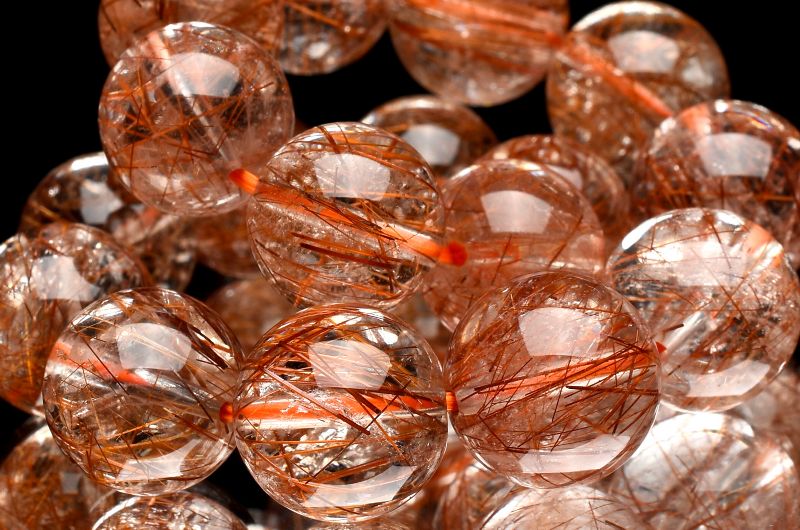 【透明度良し！】高品質ルチルクォーツ12mm 天使の髪の毛」抜群の透明度！見事な針状結晶を確認できる