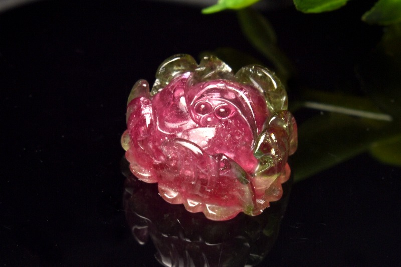 １点物】AAAA☆希少カラー ウォーターメロントルマリン 14x13mm 薔薇彫刻バラカット (貫通穴) ビーズ _PB7947 - 天然石  卸問屋｜福縁閣パワーストーン