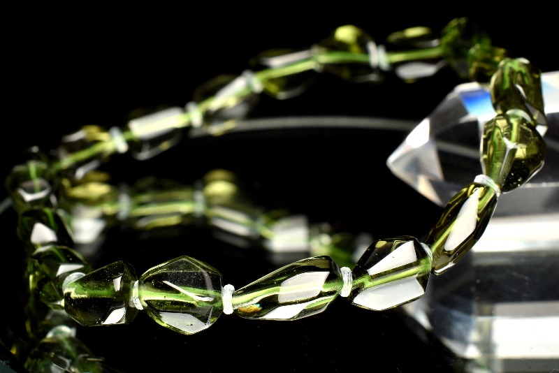 モルダバイト ブレスレット 9㍉ 老礦九眼天珠 + モリオン +