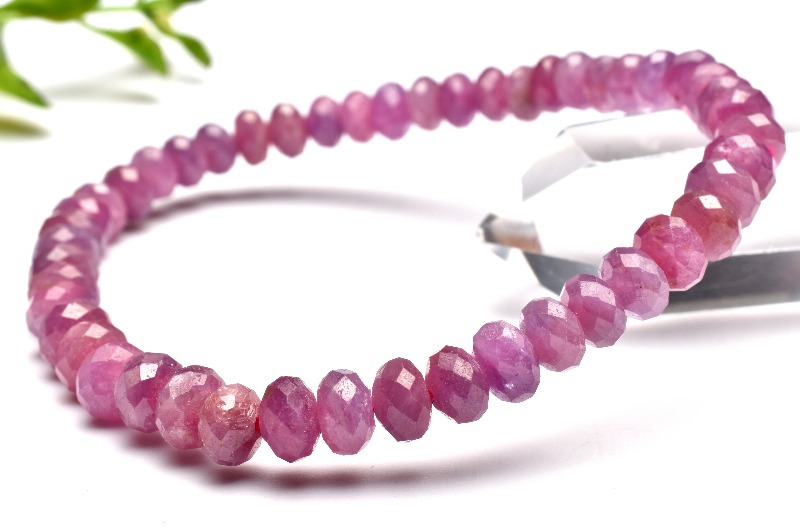 高品質] ルビー ボタンカットビーズ ブレスレット 5.5mm #NE568 - プレミアム天然石専門店 premium stone gallery