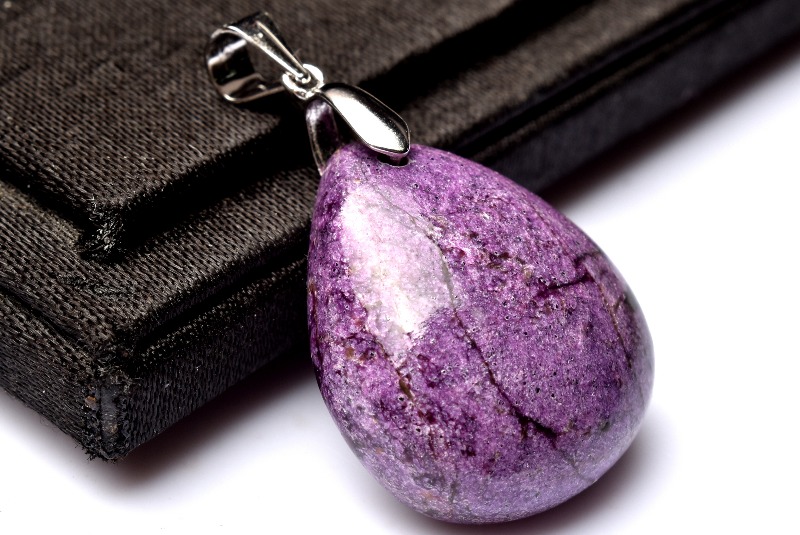 希少1点のみ ヘモミルファイトのハートネックレストップ