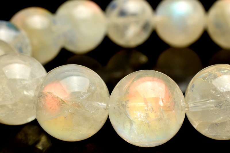 マダガスカル産　レインボームーンストーン　ホワイトラブラドライト　ブレスレット ブレス ホワイトラブラドライト(レインボームーンストーン
