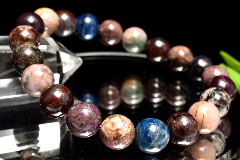 1点物】厳選◇希少カラー入り！ スギライト(杉石) 9mm