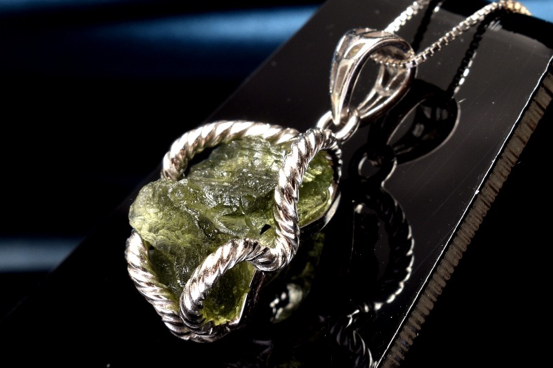 1点物】希少AA+☆Silver925 モルダバイト 16x14mm 原石