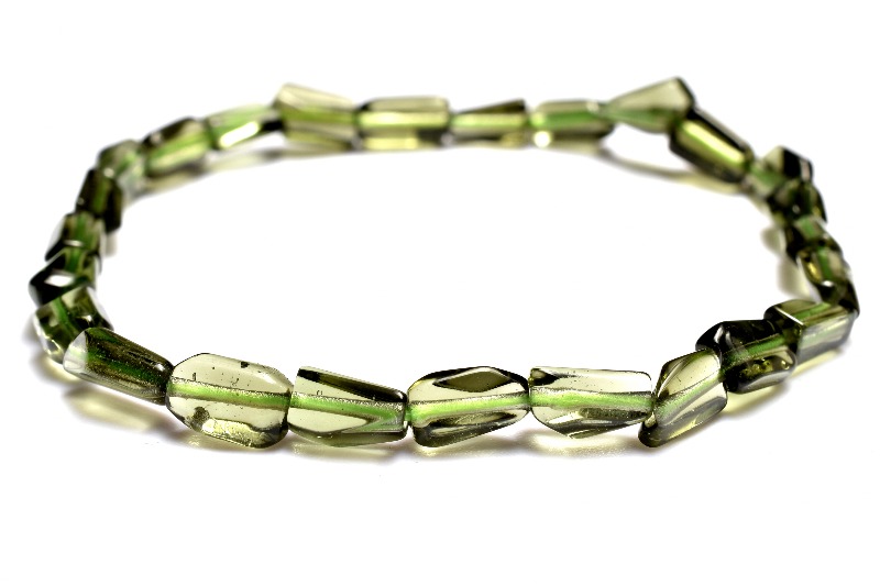 特別価格SA級‼️入手困難・天然モルダバイト・ラフカットブレスレット 鑑別書付き 1点物】SA級☆入手困難 モルダバイト 7-9x3-5.5mm 原石ラフカット