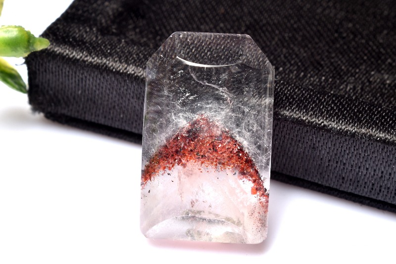 【縁起物・赤富士、長寿・財運】天然石 レッドファントムクォーツ 原石 レッドファントムクォーツ | 赤富士水晶 15mm - 高品質天然石の