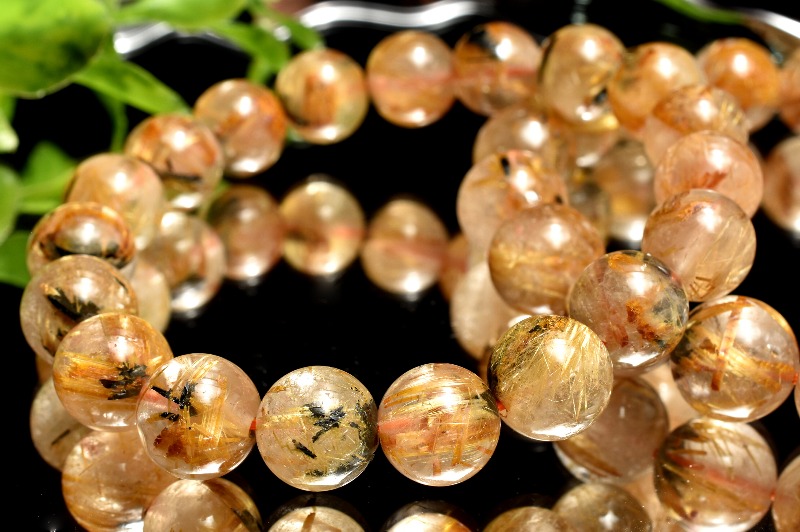 パワーストーン天然母岩たっぷりのヘマタイトインタイチンルチルクォーツブレスレット 母岩入り！ ヘマタイトインタイチンルチルクォーツ 7mm