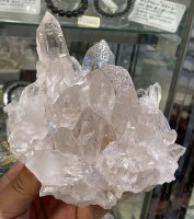 水晶・天然石・アクセサリーのお店 Takara石