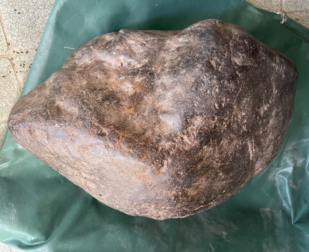 巨大な！南丹隕石　オクタヘドライト Nandan meteorite Octahedrite 中国　重さ約70kg -  水晶・天然石・アクセサリーのお店 Takara石