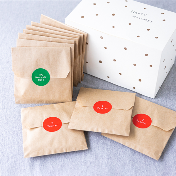 Happy Holidays BOX 2025��2026<img class='new_mark_img2' src='https://img.shop-pro.jp/img/new/icons50.gif' style='border:none;display:inline;margin:0px;padding:0px;width:auto;' />